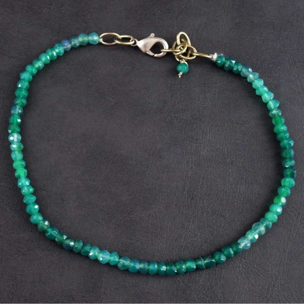 Natural Green Onyx Faceted Beads Bracelet 8”-10” • 26cwt • Exclusive Collection - Picture 3 of 7